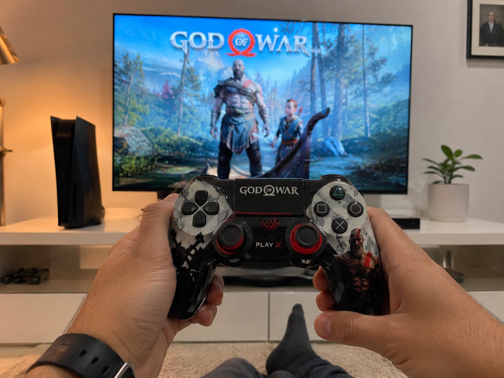دسته پلی استیشن طرح PS4 PLAY X GOD OF WAR